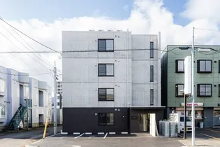 ラ・ムーン菊水【4階】の外観