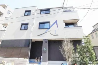 ウェルスクエア千歳烏山【1階】の外観