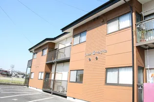 クイーンハイツ【1階】の外観