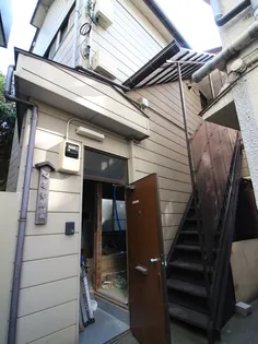 くろもん荘【1階】の外観