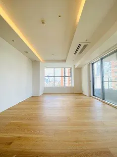 ザ・ウエストミンスター六本木【11階】の外観