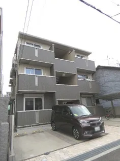 大阪府堺市堺区中三国ヶ丘町5【アパート】の外観