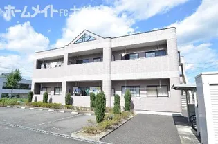 ロイヤルハイムミエ【1階】の外観