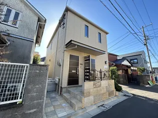 ファミーユ石原【1階】の外観