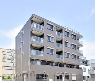 メゾンデルフィIIの画像