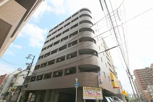 ユーアイビル【3階】の外観