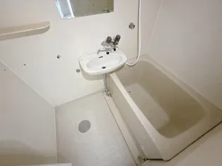 キャンパスほんごう【1階】の風呂