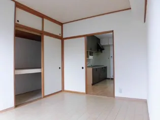 トーカンマンション本町【2階】の内装