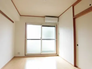 トーカンマンション本町【2階】の居間