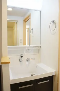 パインズ美園【1階】の内装