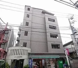 プルミエ【3階】の外観