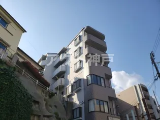 コーラル五色山【4階】の外観