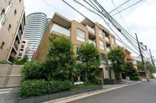 東京都港区南青山2【マンション】の外観