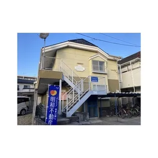 メモリアルハイツ【2階】の外観