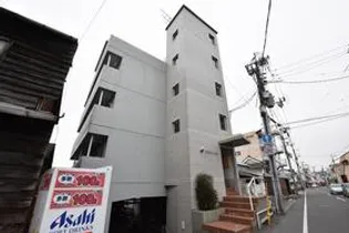 新鶴マンション【2階】の外観