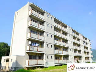 ビレッジハウス万富【5階】の外観