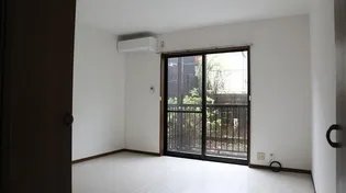 ウッディハイム月見ヶ丘【1階】の居間