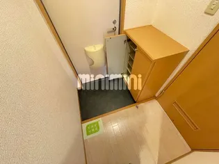 アビーロード B【1階】の玄関