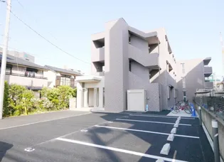 ルネス シュトラール【3階】の外観