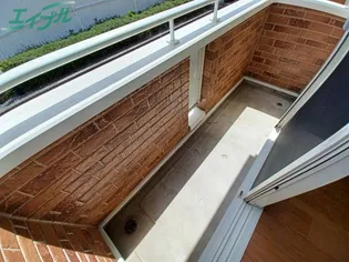 プラム・グローヴ【1階】の内装