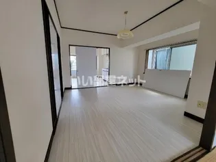 メゾン井上【3階】の居間