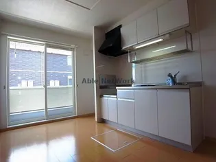 エメロードII【1階】の居間