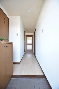 メゾンコーポ井口【3階】の玄関