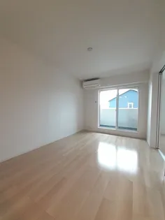 フロレゾン B【2階】の居間