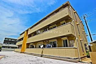 埼玉県吉川市美南1【アパート】の外観