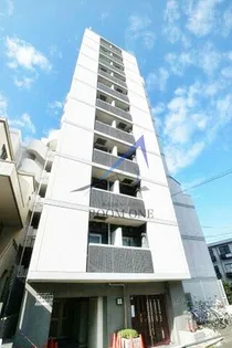 ル・リオン牛込柳町【6階】の外観