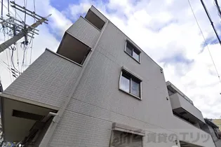 震雲マンション【1階】の外観