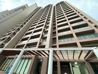 ラグザ大阪レジデンスの画像