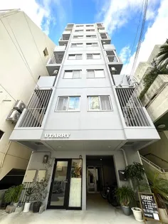 Axis Court 泊【2階】の外観