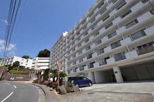 熱海サニーハイツ【8階】の外観