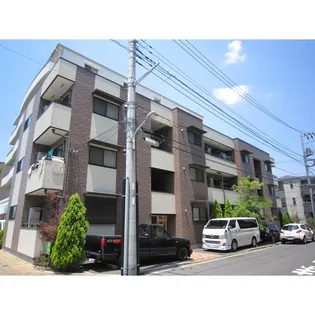 アヴニール【2階】の外観