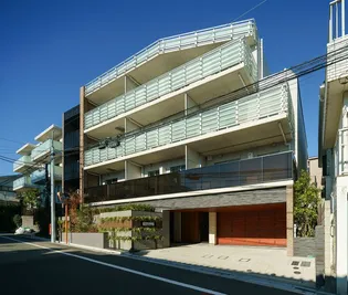 アーサ目黒八雲の画像