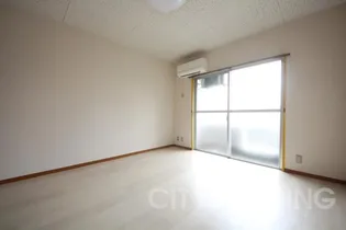 DUGOUT310【3階】の居間