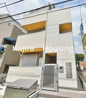 埼玉県さいたま市緑区東浦和5【アパート】の外観