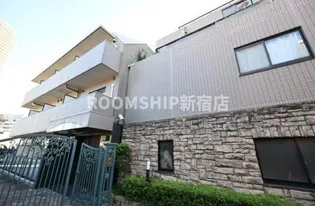 東京都新宿区市谷台町【マンション】の外観