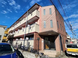 ラパン【1階】の外観