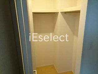 オーバーフォレストIII【1階】の内装