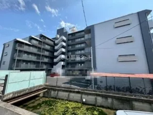 ウィングマンション【5階】の外観