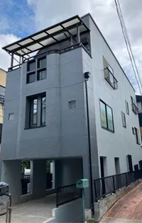 東京都新宿区大久保2【一戸建】の外観