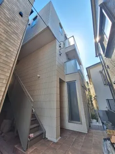 東京都品川区西五反田8【マンション】の外観