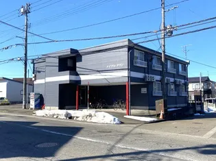 新潟県長岡市南七日町【アパート】の外観