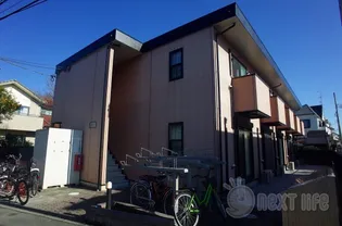 アムール里【1階】の外観