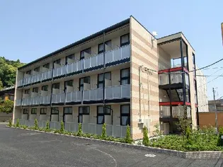 レオパレスプチベルク四番館【3階】の外観