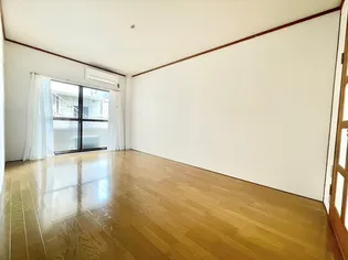 ルクスエテルナ黒髪【2階】の外観