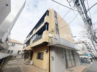 秋山マンションの画像