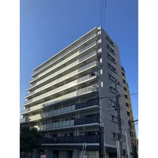 STANDZ新大阪の画像